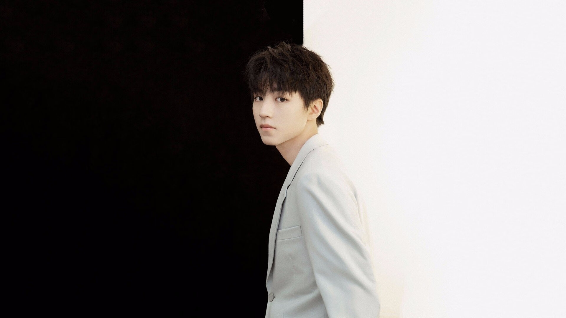 开云体育中国官网-“奇谋巧布局：赛前战略的奇兵妙计”，奇谋战法