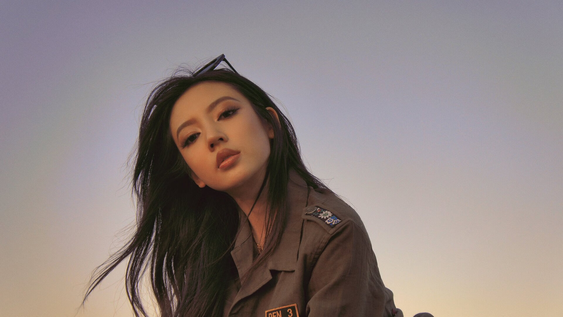 开云-纪录片制作班底进军体育圈，探寻足球真谛，足球类纪录片