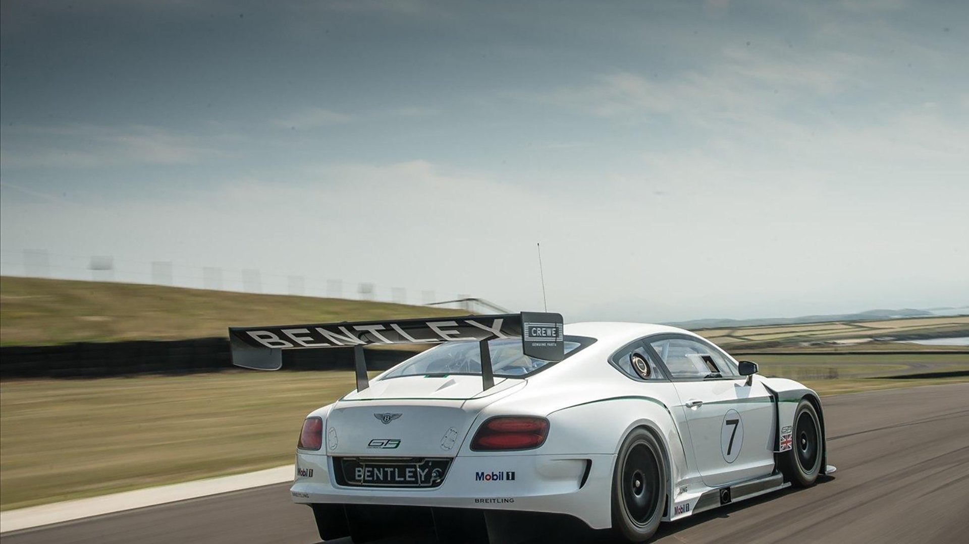 开云中国-基：全黑队的“防守大师”，每次关键防守都展现出无与伦比的技术